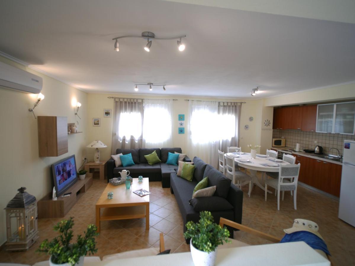 Villa Verde 200 Meters From The Beach Nea Iraklitsa Εξωτερικό φωτογραφία