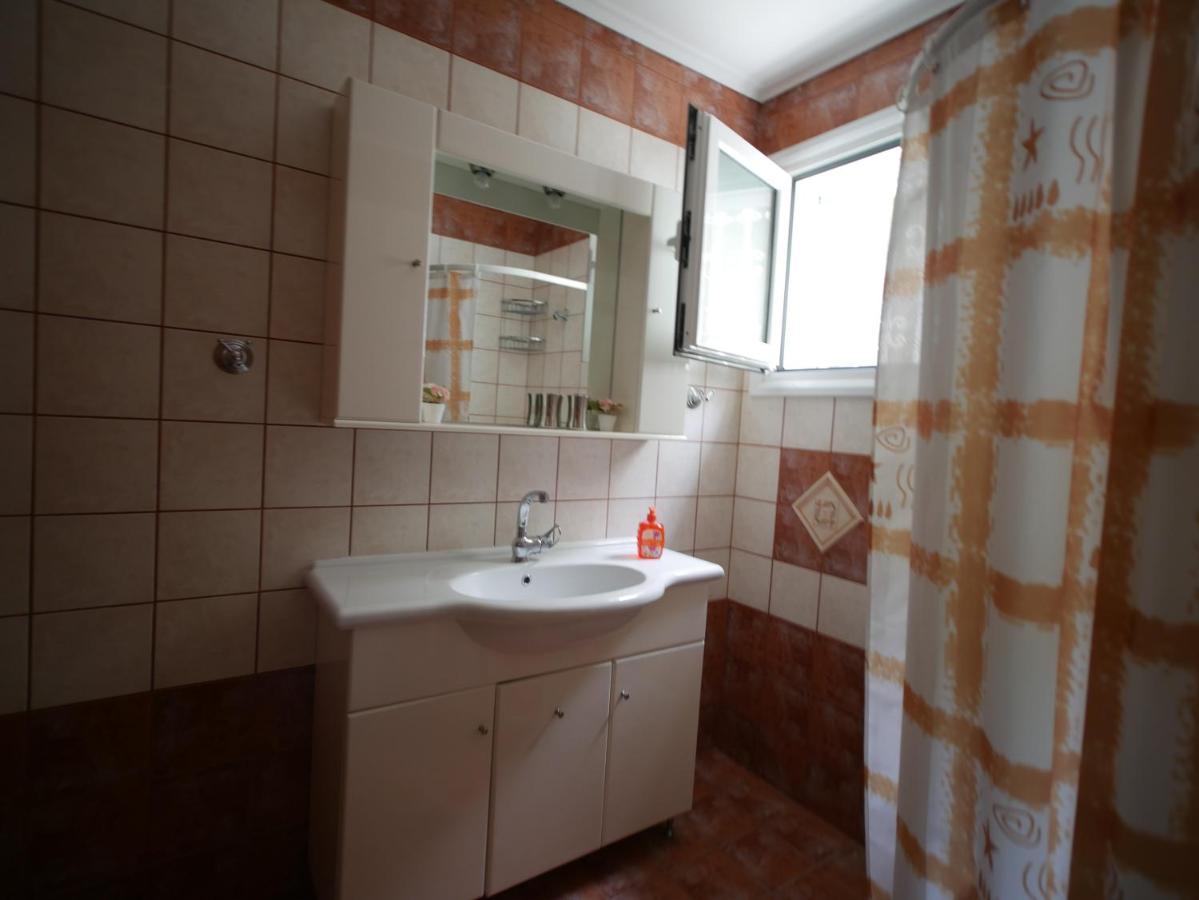 Villa Verde 200 Meters From The Beach Nea Iraklitsa Εξωτερικό φωτογραφία