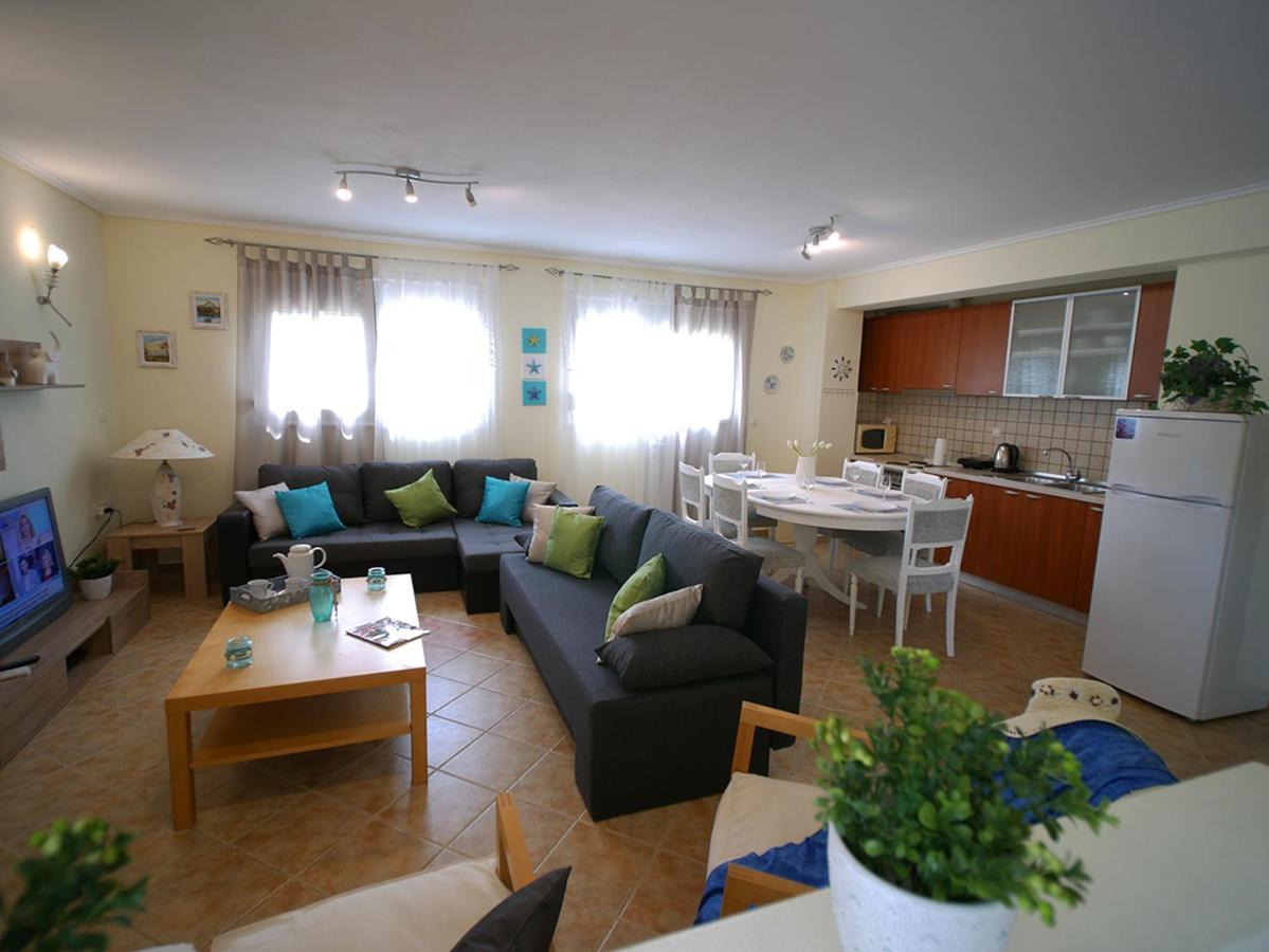 Villa Verde 200 Meters From The Beach Nea Iraklitsa Εξωτερικό φωτογραφία
